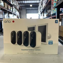 Arlo Essential Outdoor Camera 2nd Gen 4 Cameras And 2 Solar Panels Brand New In Box