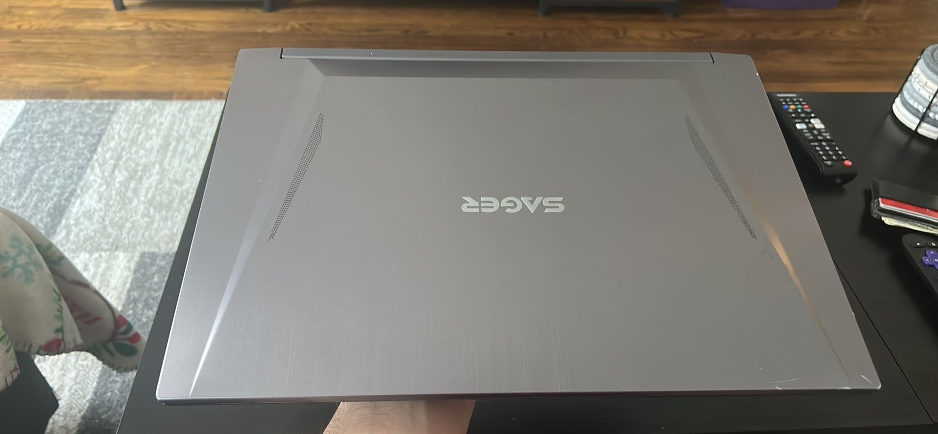 Custom Gaming Laptop Sager NH58DDW 14 Inch Screen with cooling pad And Mouse