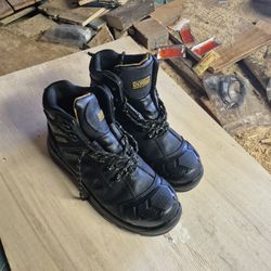 DEWALT Hadley Men's Steel Toe Waterproof Work Boots. 