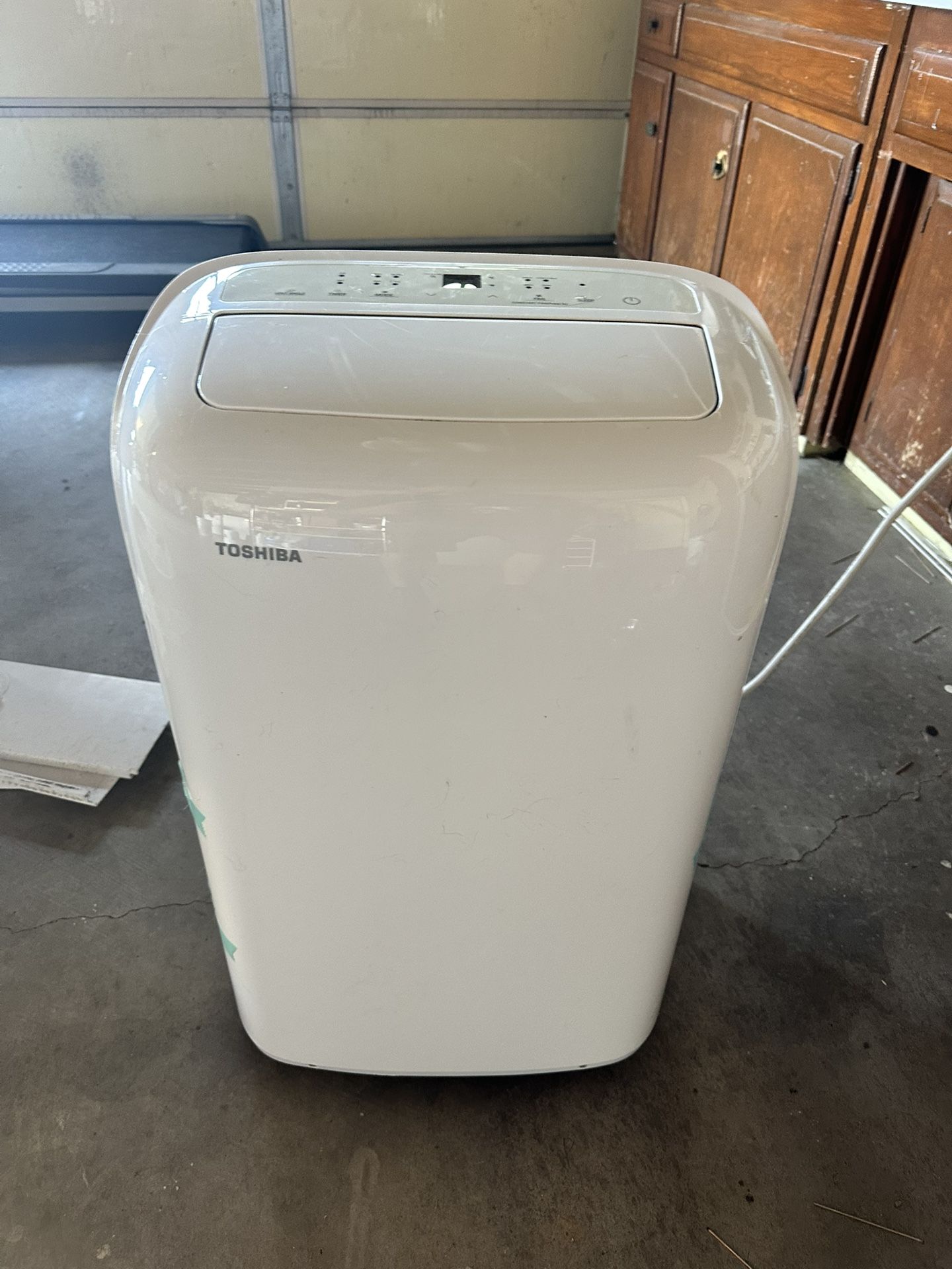 Portable Window AC Toshiba