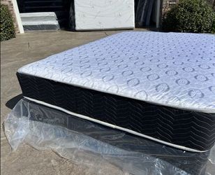 Queen Orthopedic Deluxe Collection Mattress!!
