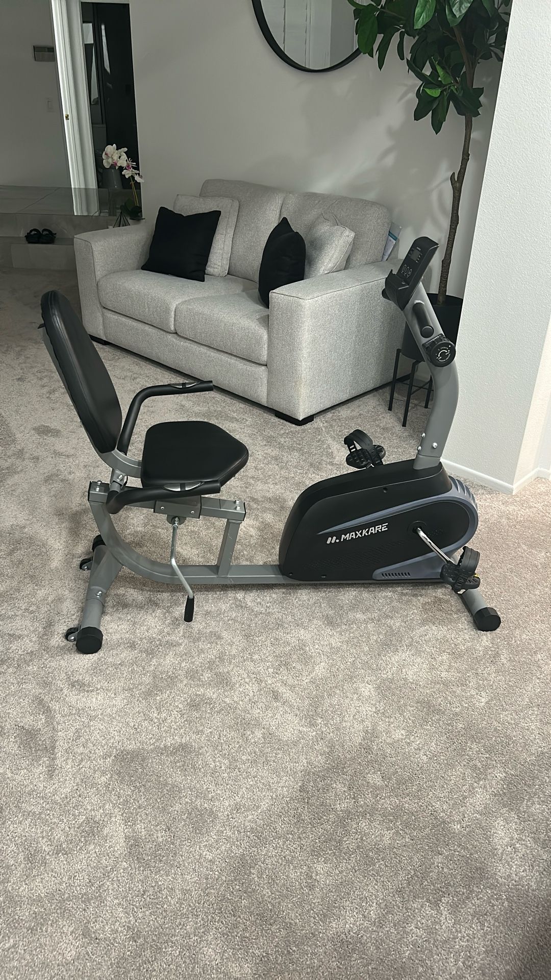 MaxKare Recumbent Exercise Bike