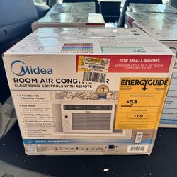 Midea Air Conditioner Window Unit 6000 BTU - New