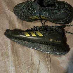 Adiadas Miller 100