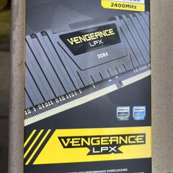 2x8gb DDR4 2400MHz Corsair Vengeance LPX