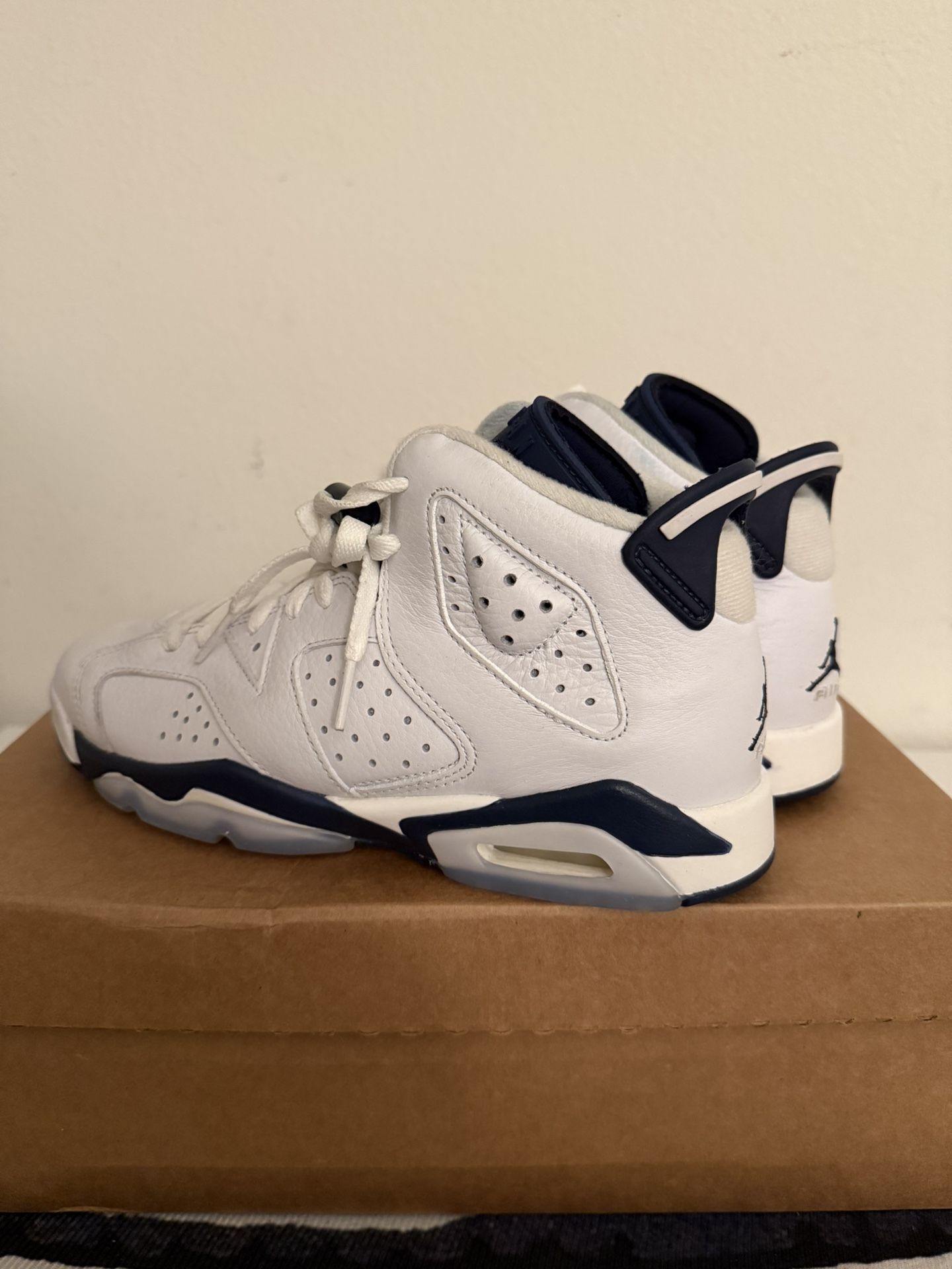 Air Jordan 6 Retro GS Midnight Navy (384665-141) Size 6Y