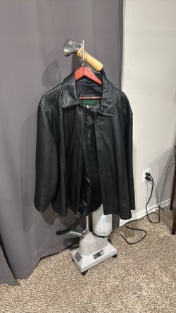 Men’s Leather Jacket