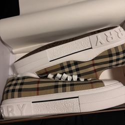 Burberry Converse Shoes