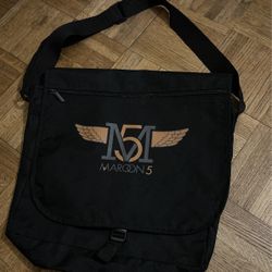 MAROON 5 Messenger Bag