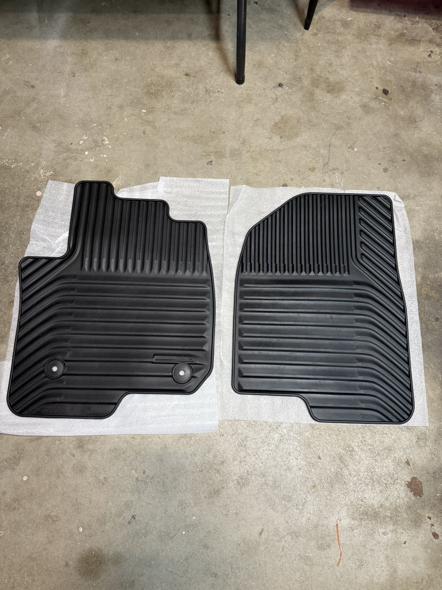 Floor Mats, 2025 Sierra/Silverado front row