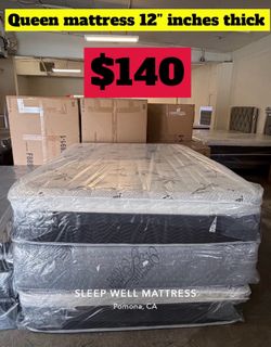 Queen size pillow top mattress