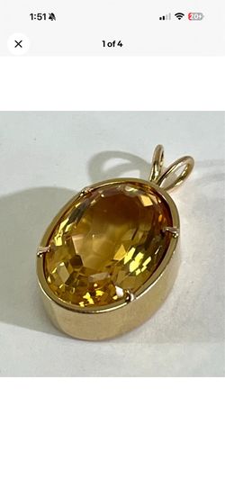 14k Yellow Gold oval Citrine pendant VTG