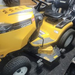 Cub Cadet Riding Lawn Mower