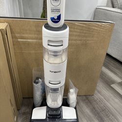 TINECO VACUUM CLEANER AND FLOOR WASHER