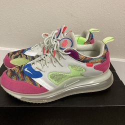 Nike AirMax 720 Size 12