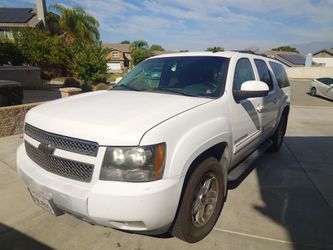 2011 Suburban 1500 Z71 4wd