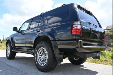2002 Toyota 4Runner – Off-Road Ready