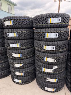285-70r17 Goodyear tires nuevas con65,000 millas de garantía las 4