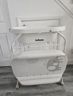Baby Changing Table with Bath Tub