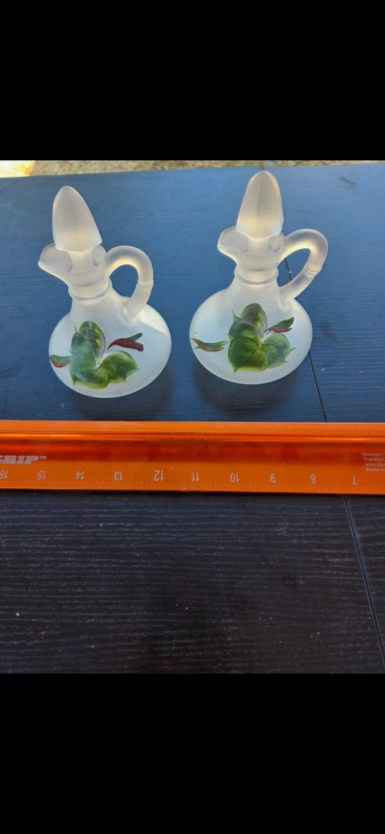 OIL & VINEGAR BOTTLES
