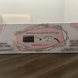 Aria Marble Blowdry Brush 