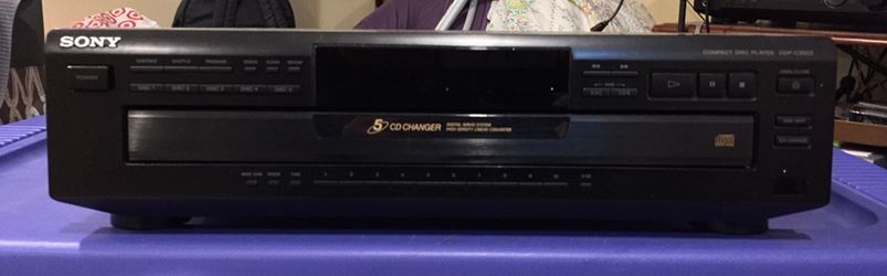 Sony 5 CD Changer CDP-C250Z