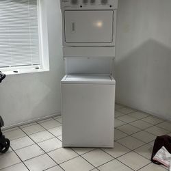 Stackable Washer/dryer Combo