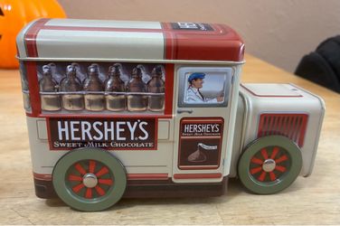 Hershey truck 2003 tin