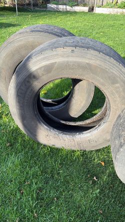 295/75/22.5 Semi Truck Tires