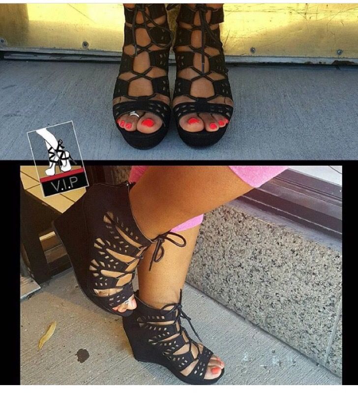 New sandals for sale size 8/12