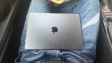 MacBook Pro 2024 512gb
