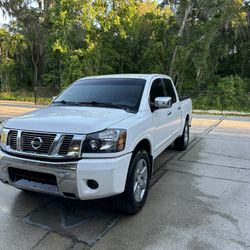 2010 Nissan Titan