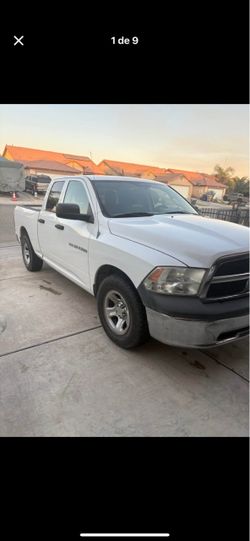 Dodge Ram 1500 Crew Cab Pickup Truck