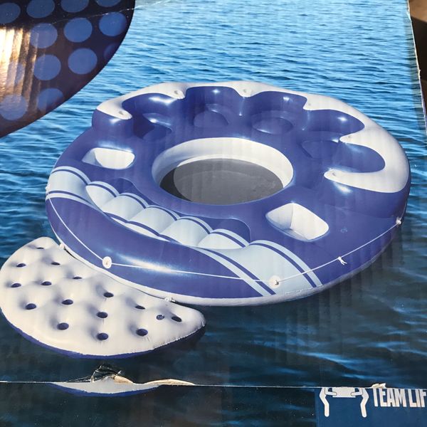 party island float