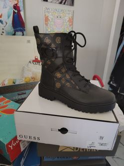 Guess women's boot
