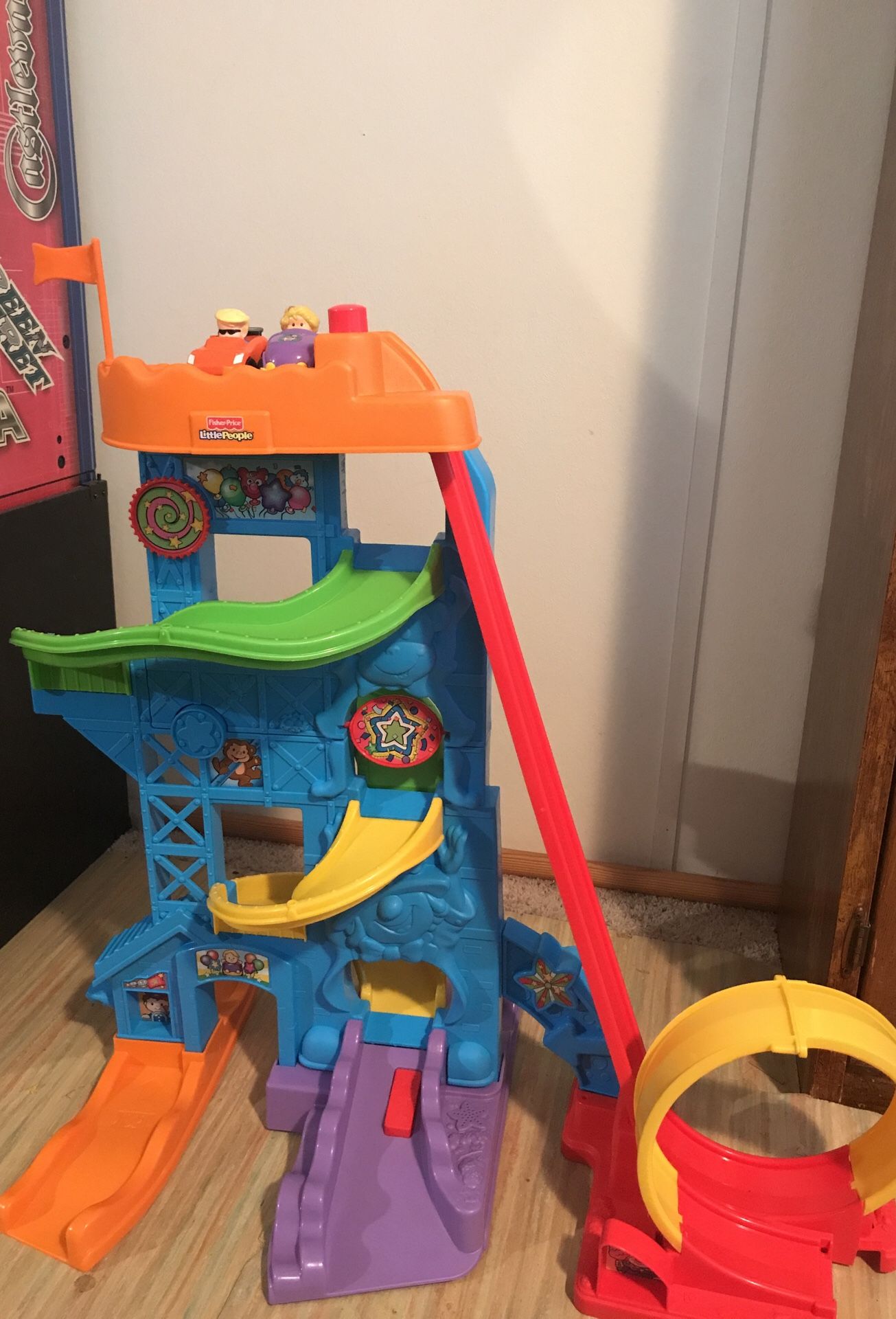 Fisher price little people loops and swoops amusement park toy - Main Image