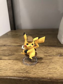 Pokemon Promo Detective Pikachu Cafe Figure RARE