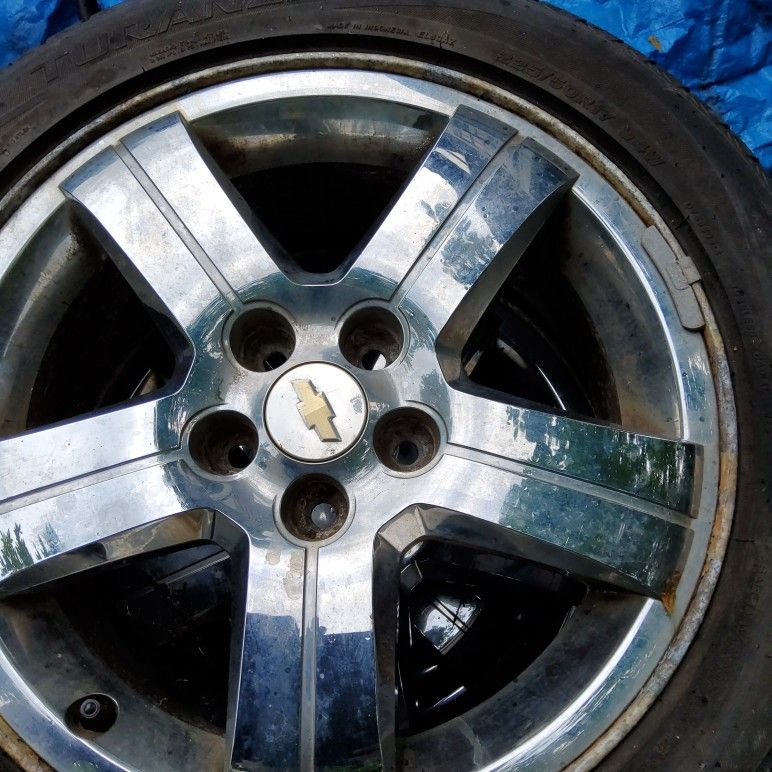 Set Of 4 Chrome 17 INCH Rims With Tires 5x110 Bolt Pattern For Many Cars