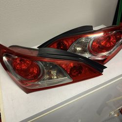 Hyundai Genesis OEM Taillights 