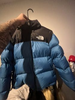 Blue Northface puffer size XL