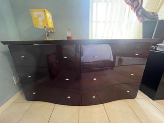 6 Dresser Drawer