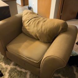 Free Comfy Sofa Chair