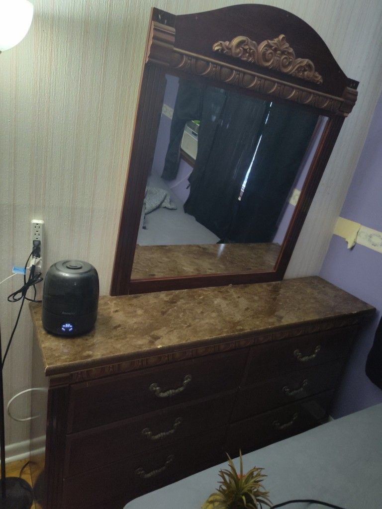Vanity Dresser With Mirror