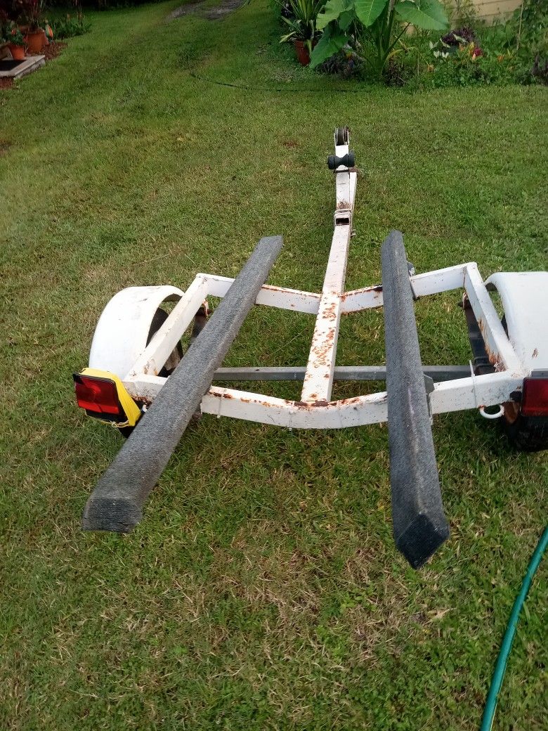 Canoe , Jet Ski , Kayak . Jon Boat Trailer