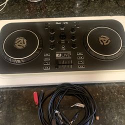 Numark iDJ live