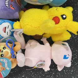 POKEMON PLUSH 35