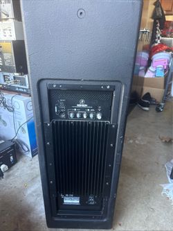 Speaker Mackie HD1531