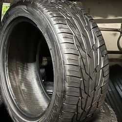 2 Used Tires TOYO 255/45/17
