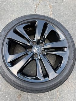 Acura 19" Gloss Black Wheel with Bridgestone Tire