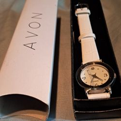 Super Cute New White Diamond Accent Watch!